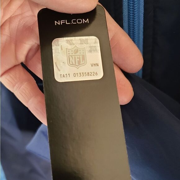 NFL Team Apparel Tennessee Titans Women's Windbreaker Jacket XXL NWT - Picture 6 of 8